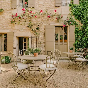 la-maison-du-village-saint-remy-de-provence.fr-provencehotel.com/