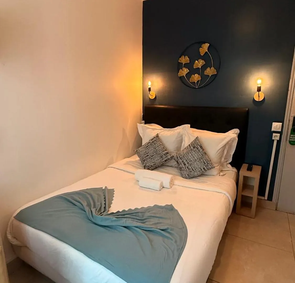 **  Hotel De Choisy Paris France