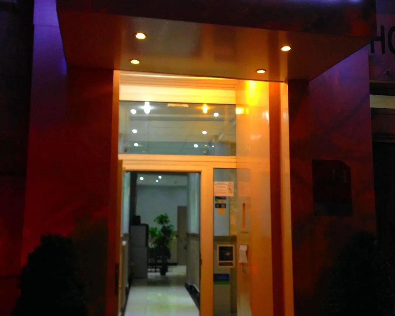 Hotel De Choisy Paris 2*,
