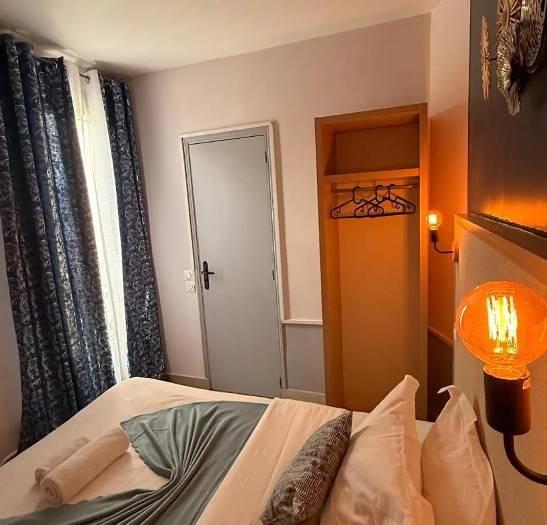Hotel De Choisy Париж 2*,  Франция