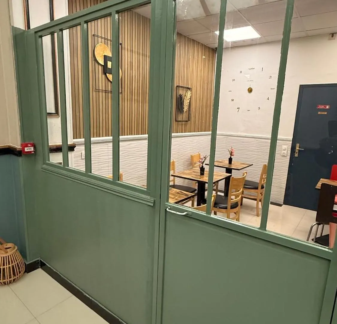 **  Hotel De Choisy Париж Франция